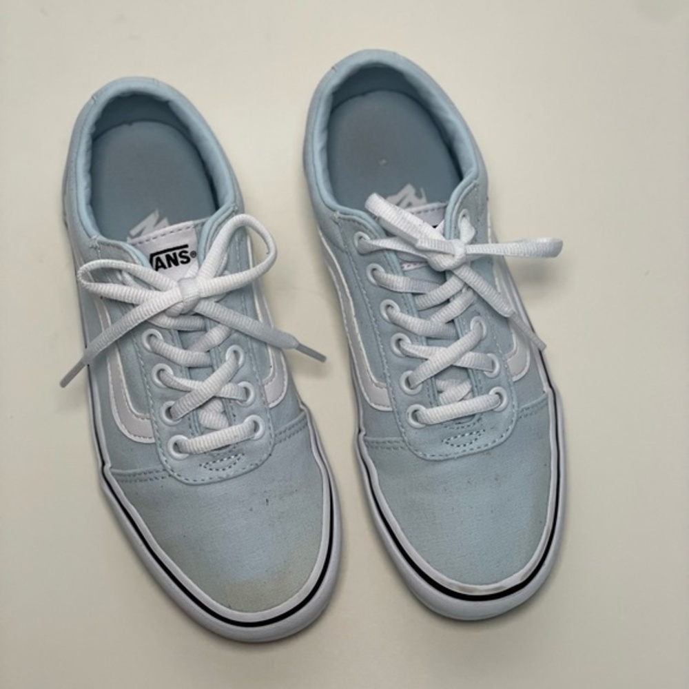 VANS Old Skool Baby Blue & True White Womens Shoes Size 6.5